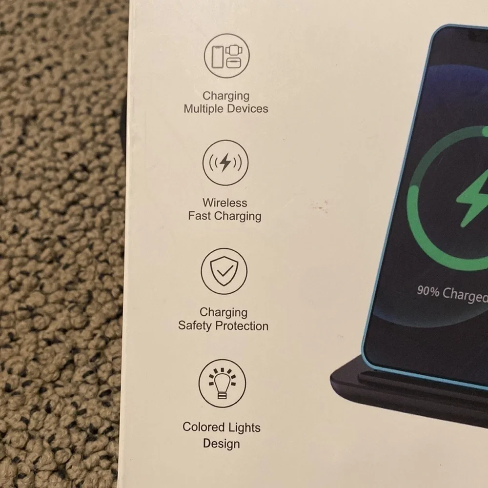 NWT 3-in-1 Wireless Charger (Foldable) for Phone, AirPods and iWatch